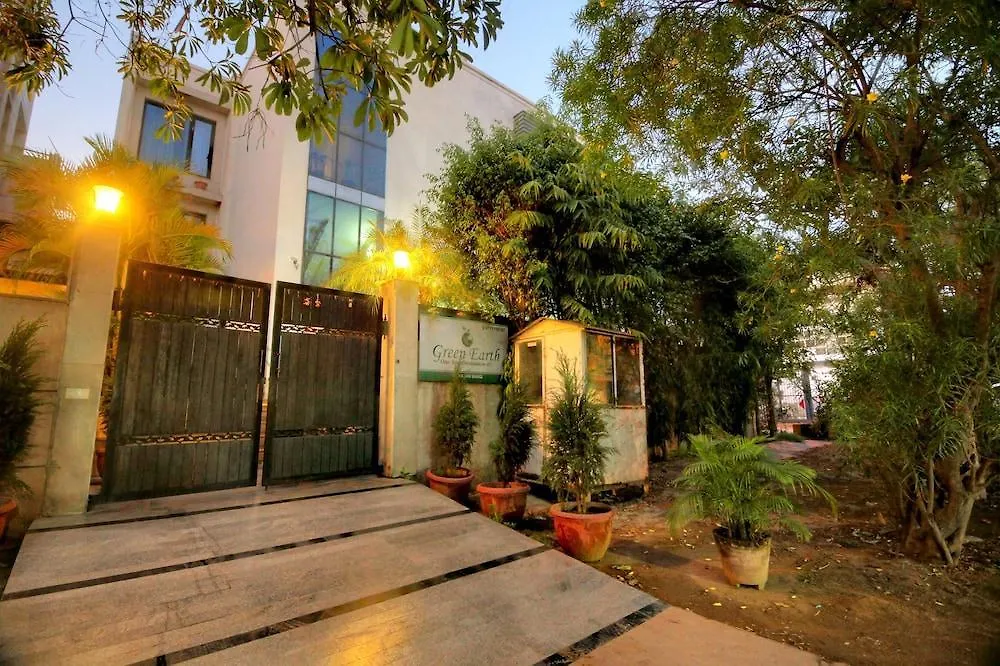 Guest house Green Earth Gurgaon
