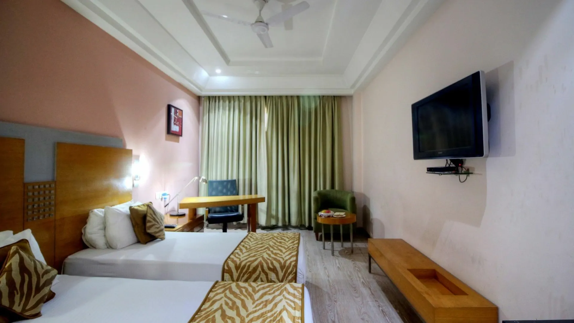 ** Guest house Green Earth Gurgaon India